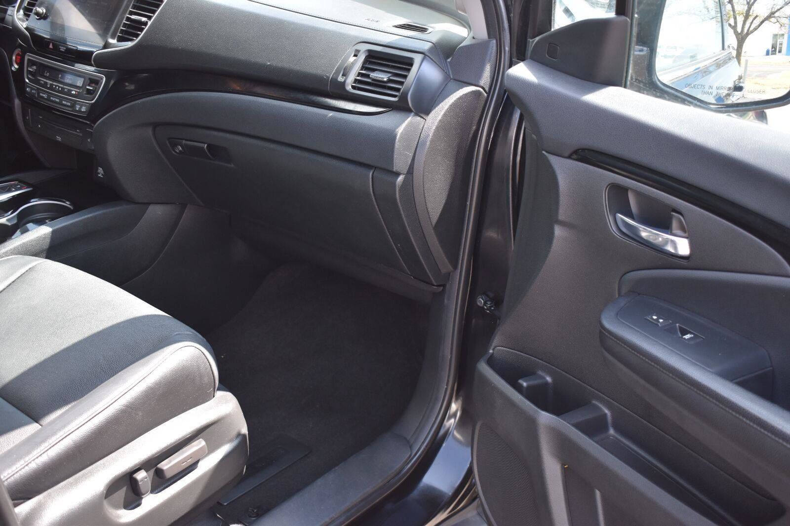 Used 2022 Honda Pilot Touring image 16