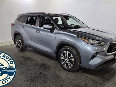 Used 2020 Toyota Highlander XLE