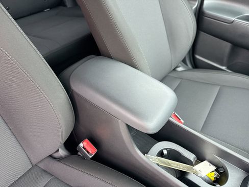Used 2025 Hyundai Kona SEL FWD image 21