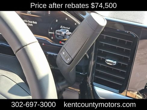 New 2025 GMC Sierra 2500 SLT w/ SLT Premium Package image 17