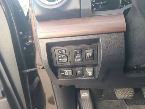 Used 2020 Toyota Tundra Limited image 25