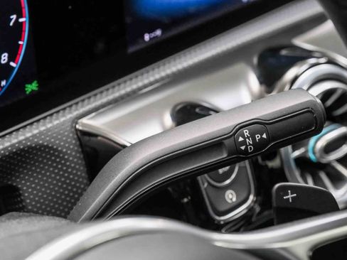 Used 2020 Mercedes-Benz CLA 250 image 19