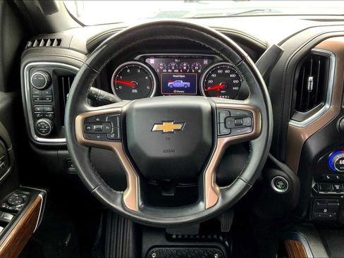 Used 2023 Chevrolet Silverado 2500 High Country AWD/4WD image 6