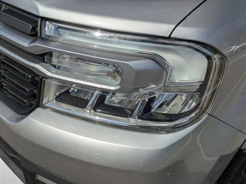 Used 2022 Ford Maverick Lariat image 5