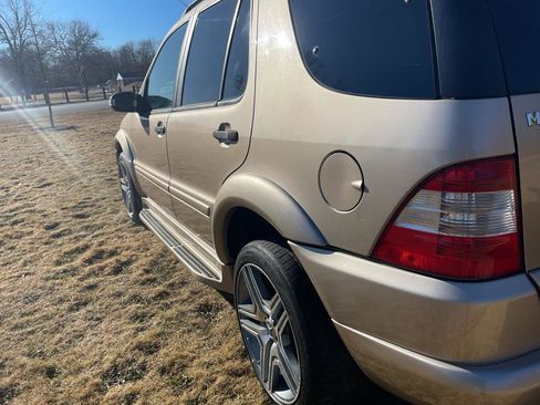 Used 2002 Mercedes-Benz ML 320 4MATIC image 13