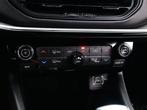 Used 2022 Jeep Compass Trailhawk w/ Sun and Sound Group AWD/4WD image 24