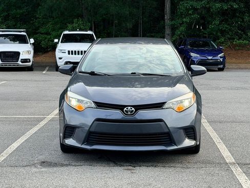 Used 2014 Toyota Corolla LE FWD image 3