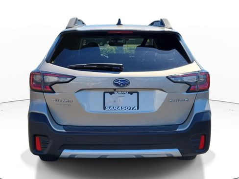 Used 2020 Subaru Outback Limited AWD/4WD image 5