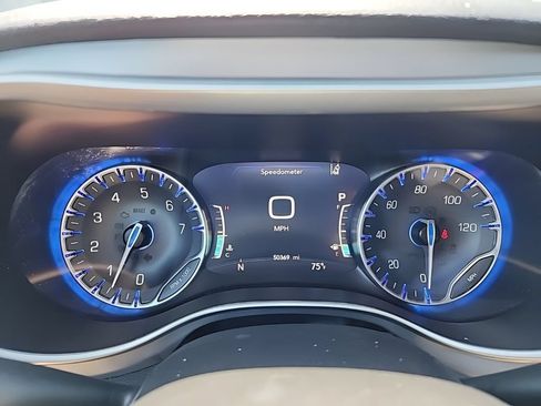 Used 2023 Chrysler Pacifica Touring-L w/ S Appearance Package AWD/4WD image 14