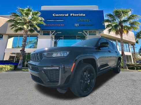 New 2026 Jeep Grand Cherokee Limited w/ Limited Altitude Package RWD image 9