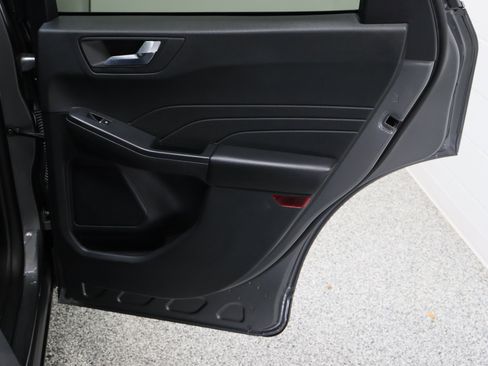 Used 2025 Ford Escape ST-Line w/ Equipment Group 301A FWD image 32