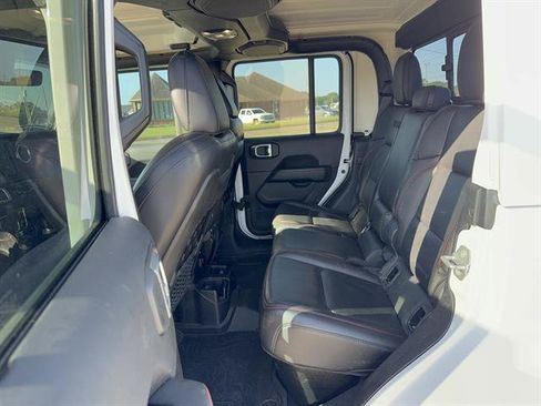 Used 2021 Jeep Gladiator Rubicon AWD/4WD image 10