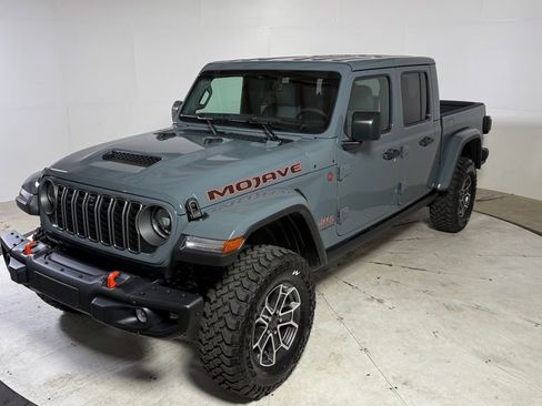 New 2026 Jeep Gladiator Mojave AWD/4WD image 3