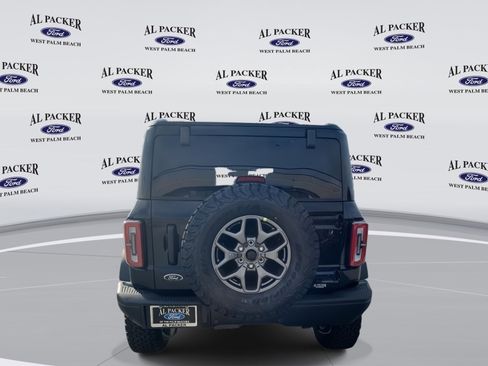 New 2025 Ford Bronco Badlands image 4