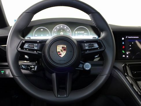 New 2025 Porsche Panamera 4 image 20