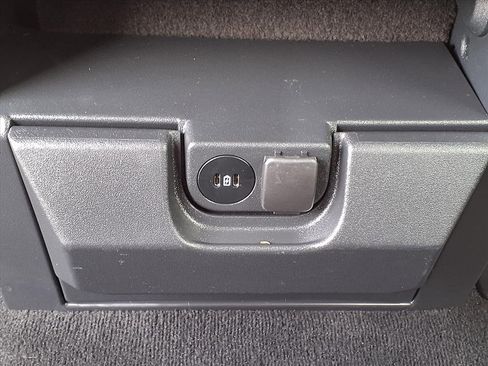 Used 2023 Ford F350 XLT image 17