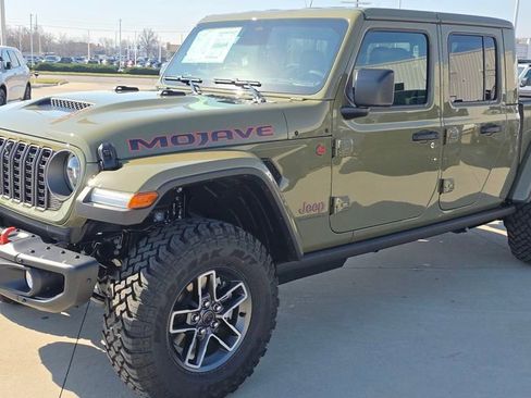 New 2026 Jeep Gladiator Mojave AWD/4WD image 1