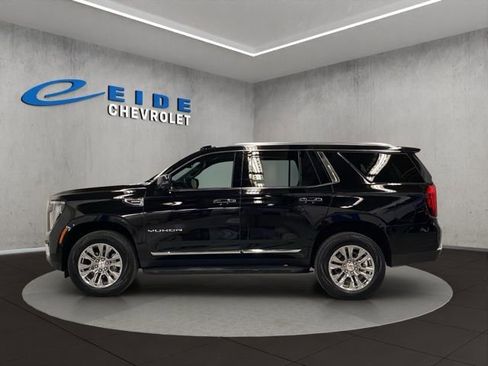 Used 2025 GMC Yukon Elevation AWD/4WD image 7