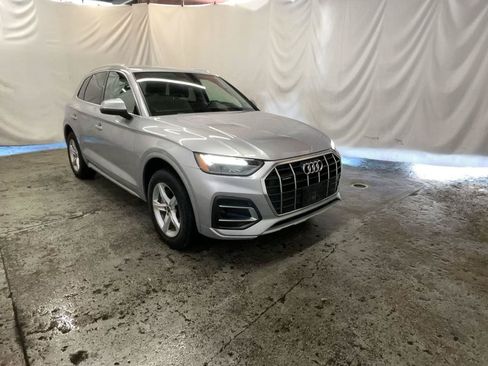 Used 2021 Audi Q5 2.0T Premium w/ Convenience Package AWD/4WD image 1