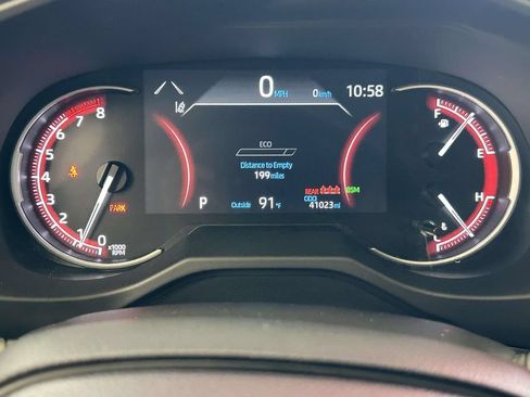 Used 2025 Toyota RAV4 XLE AWD/4WD image 26
