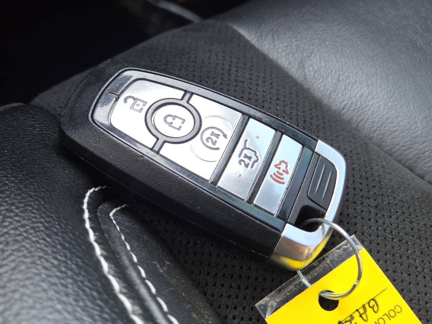 Used 2024 Ford Edge ST w/ Equipment Group 401A AWD/4WD image 29
