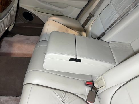 Used 2007 Jaguar XJ8 L RWD image 75