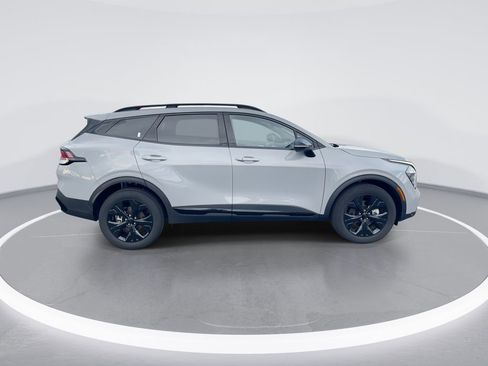 Used 2025 Kia Sportage X-Line w/ Premium Package image 9