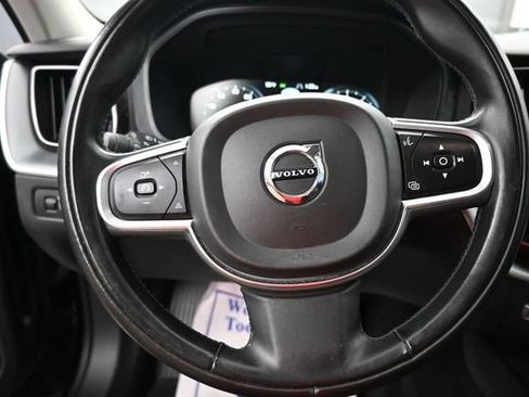 Used 2020 Volvo XC60 T5 Momentum AWD/4WD image 13