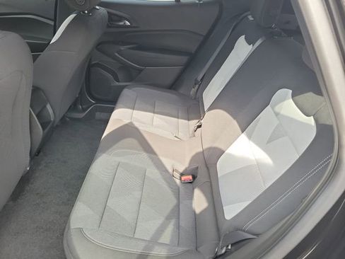 Used 2025 Chevrolet Trax RS w/ Driver Confidence Package image 11