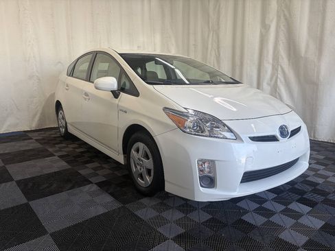 Used 2010 Toyota Prius Five FWD image 3