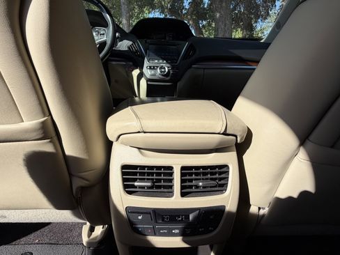 Used 2018 Acura MDX SH-AWD w/ Advance Package image 38