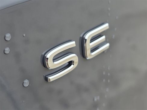 New 2026 Volkswagen Atlas SE image 7