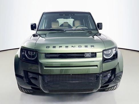 Used 2026 Land Rover Defender 110 X-Dynamic SE image 2