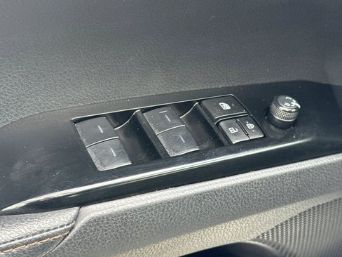 Used 2025 Toyota Camry XLE image 13