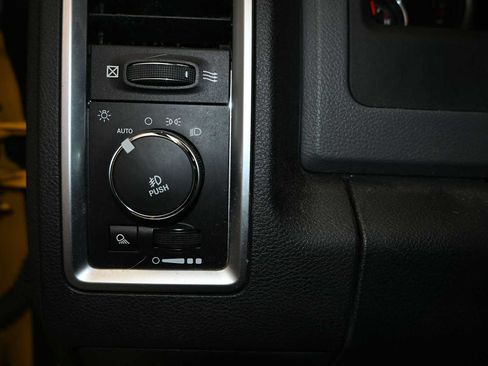 Used 2016 RAM 1500 Big Horn AWD/4WD image 17
