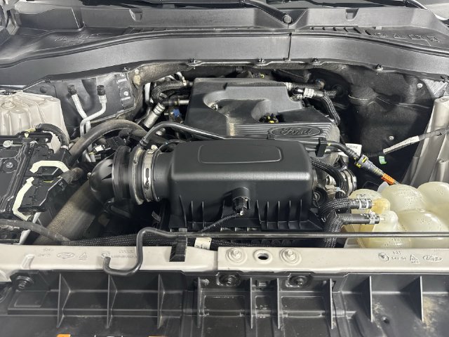 Used 2020 Ford Explorer XLT w/ Comfort Package AWD/4WD image 28