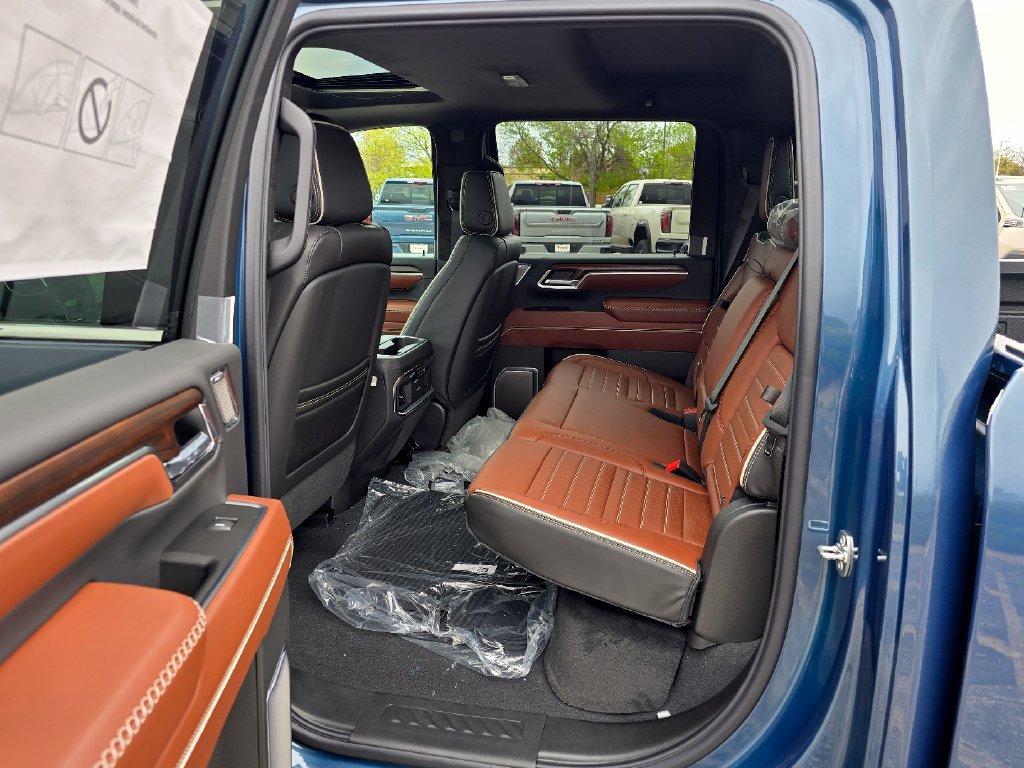 New 2026 GMC Sierra 2500 Denali Ultimate w/ Snow Plow Prep/Camper Package AWD/4WD image 26