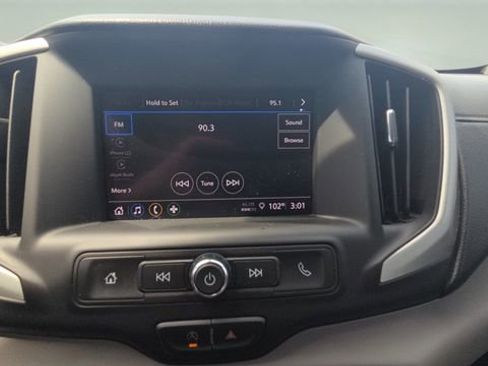 Used 2022 GMC Terrain SLE w/ Driver Convenience Package image 11