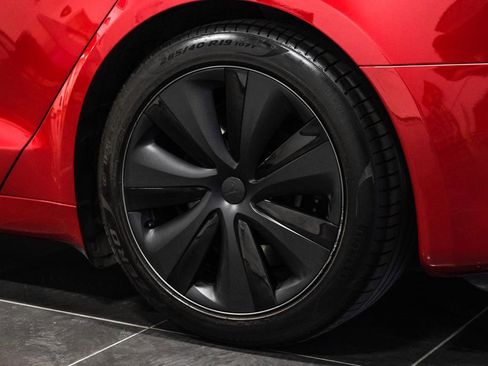 Used 2023 Tesla Model S Plaid image 59