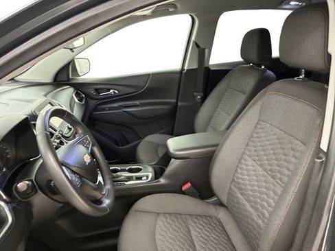 Used 2019 Chevrolet Equinox LT image 12