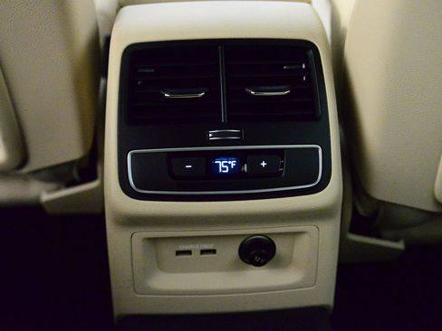 Certified 2023 Audi A4 2.0T Premium Plus w/ Premium Plus Package image 27