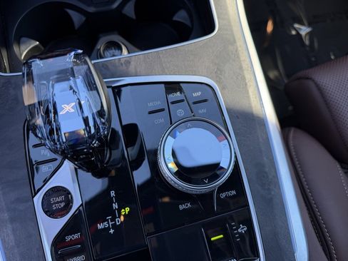 Used 2023 BMW X5 xDrive45e w/ Executive Package image 27