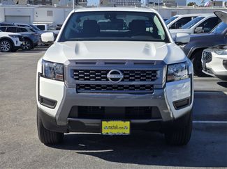 Used 2025 Nissan Frontier SV video 2