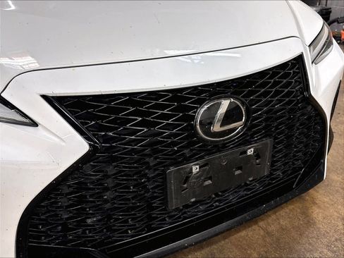 Used 2023 Lexus IS 350 F Sport RWD image 32