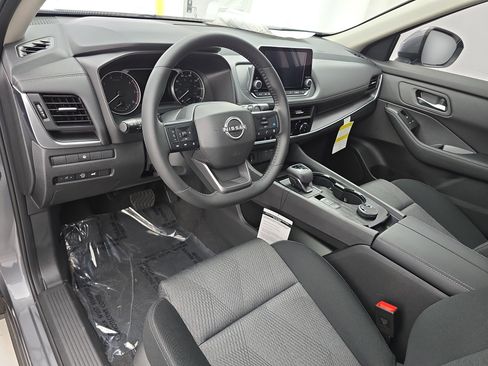 New 2026 Nissan Rogue SV AWD/4WD image 16