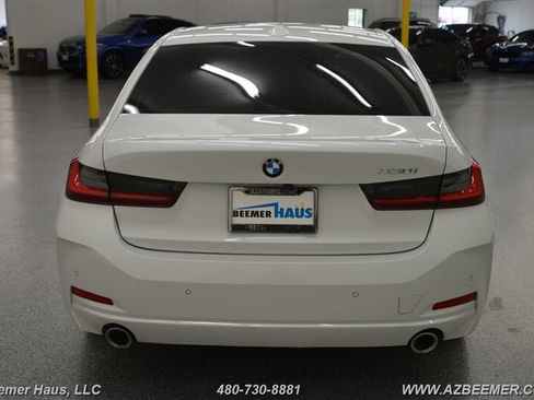 Used 2024 BMW 330i Sedan w/ Convenience Package RWD image 11
