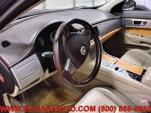 Used 2009 Jaguar XF Luxury RWD image 11