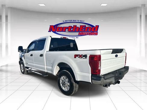 Used 2022 Ford F250 XLT w/ FX4 Off-Road Package AWD/4WD image 5