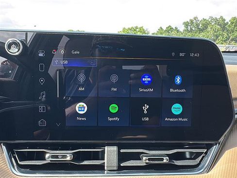 Used 2025 Chevrolet Equinox ACTIV w/ Safety and Technology Package FWD image 28