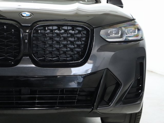 Used 2024 BMW X4 xDrive30i w/ Premium Package AWD/4WD image 8